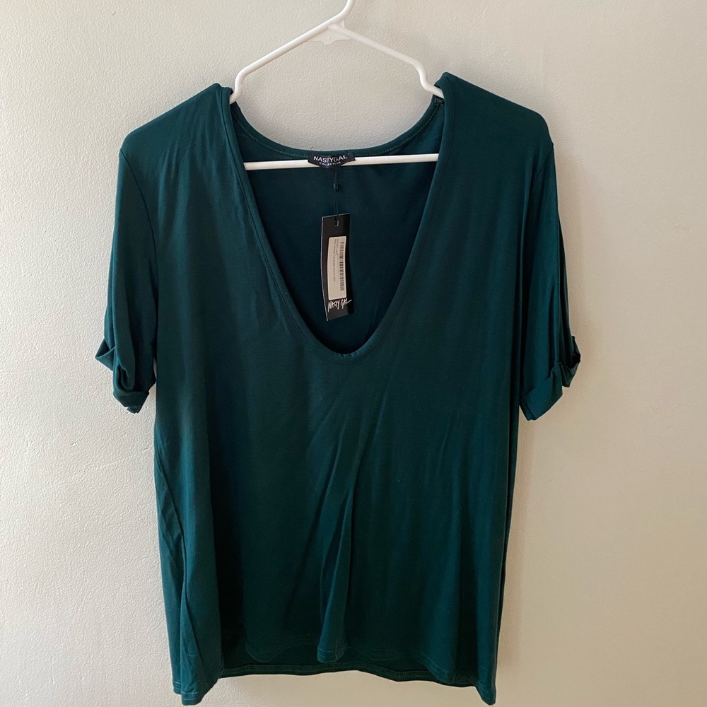 Teal v-neck tee
